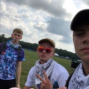 Meet your Posher, Clayton